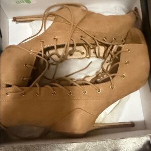 Olivia Jaymes khloe suede lace up boots.  Color-tan Size-9.  Never worn